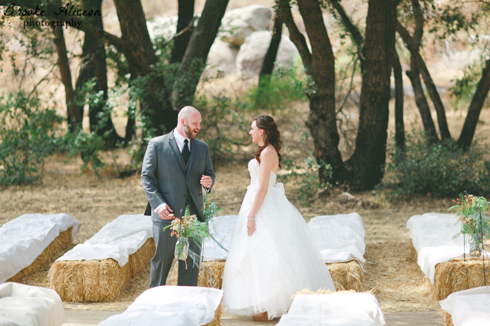 Best first look photos, bride and groom see each other before ceremony, ramona wedding venue, brooke aliceon photography
